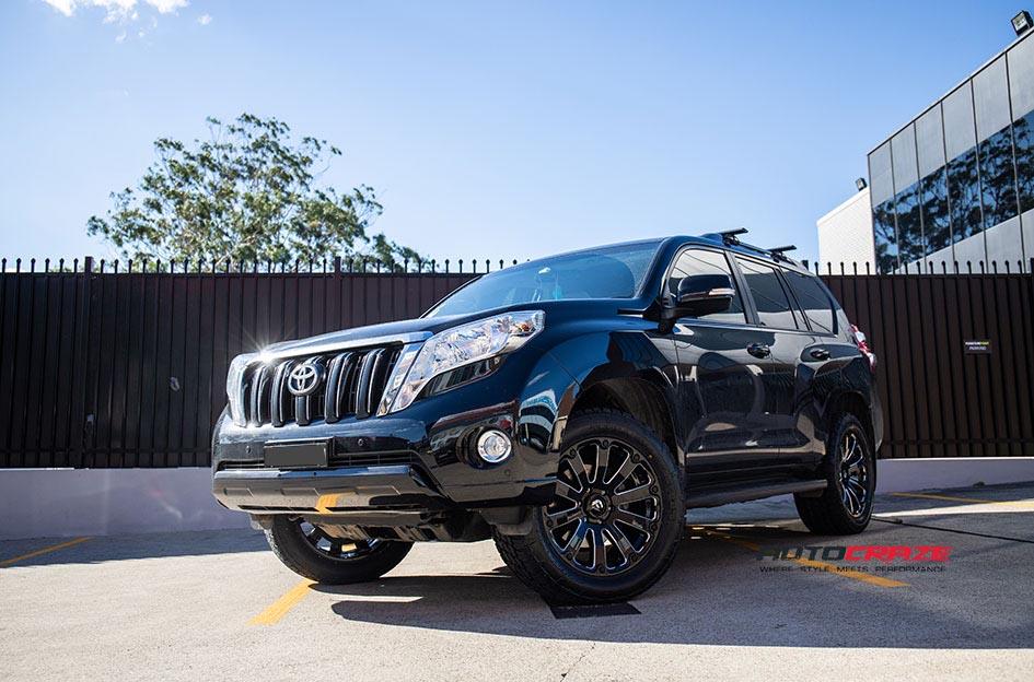 TOYOTA-PRADO-DIESEL-GLOSS-BLACK-MILLED-ACCENTS